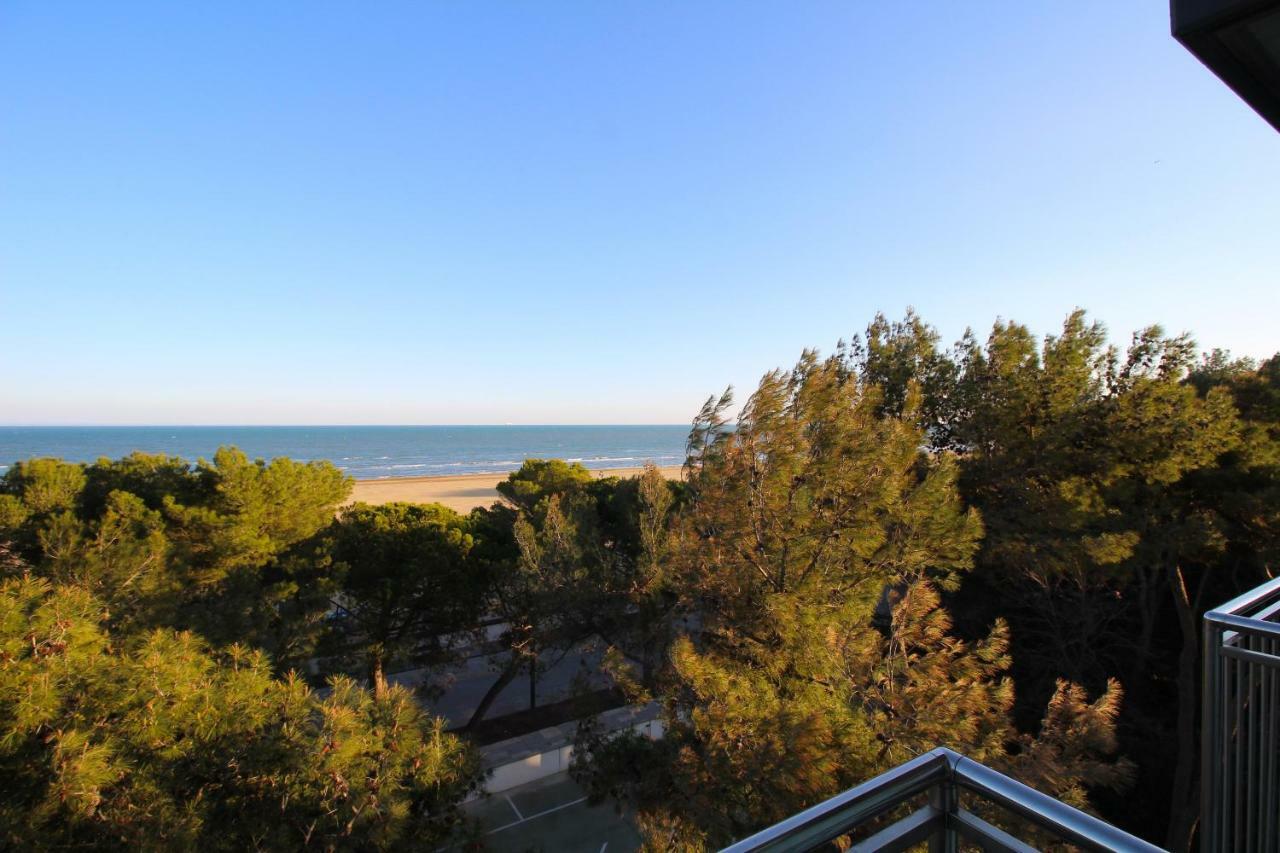 International Villa Lignano Sabbiadoro Exterior photo